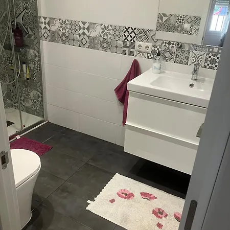 107m,merenrannasta 2mh Asunto Apartment