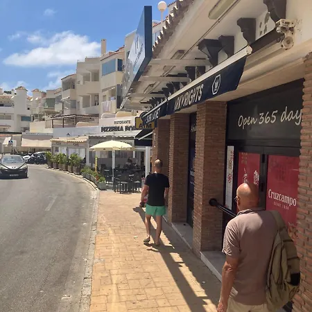 107m,merenrannasta 2mh Asunto Apartment Benalmádena
